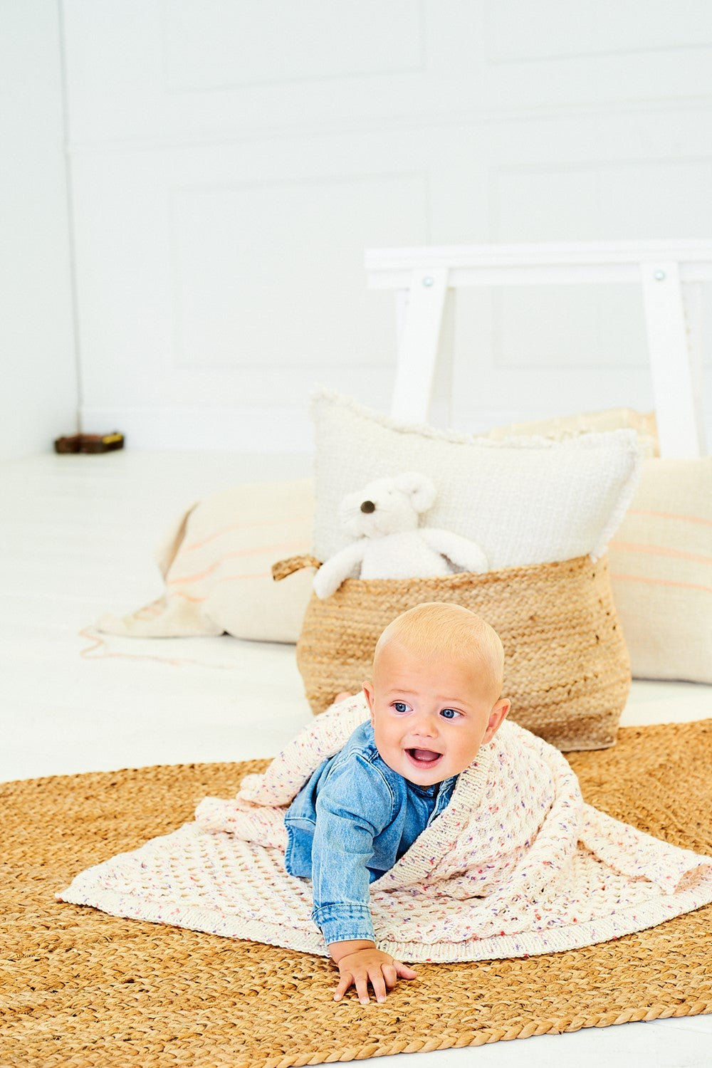 Bambino dotty baby yarn by Stylecraft