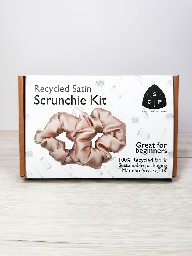 Scrunchie sewing kit