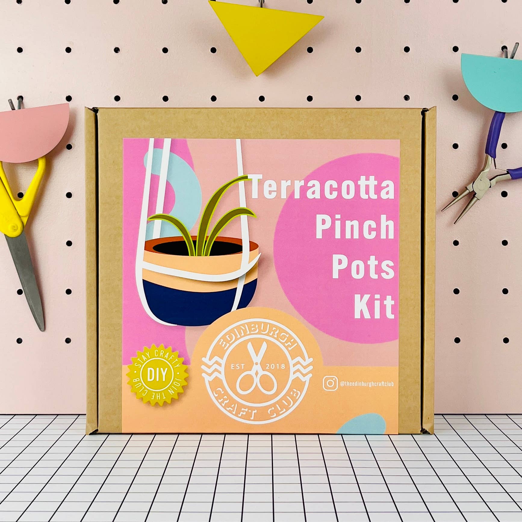 The Edinburgh Craft Club - Terracotta Pinch Pot Kit