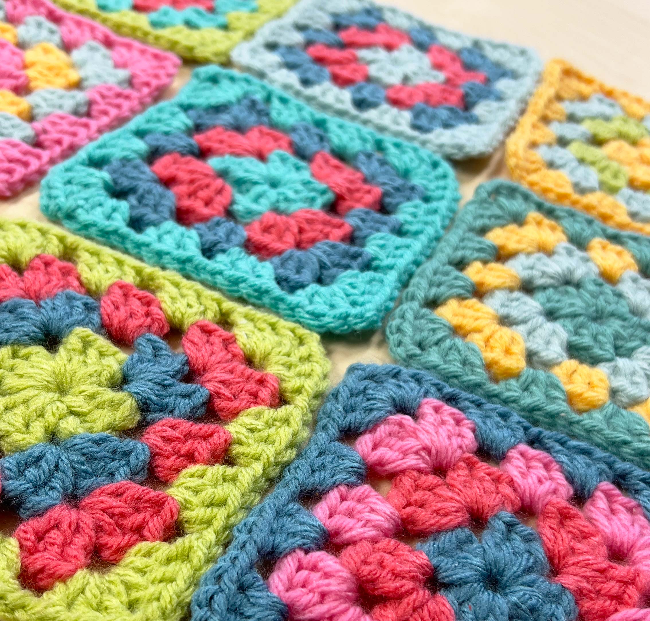 Learn to crochet a granny square