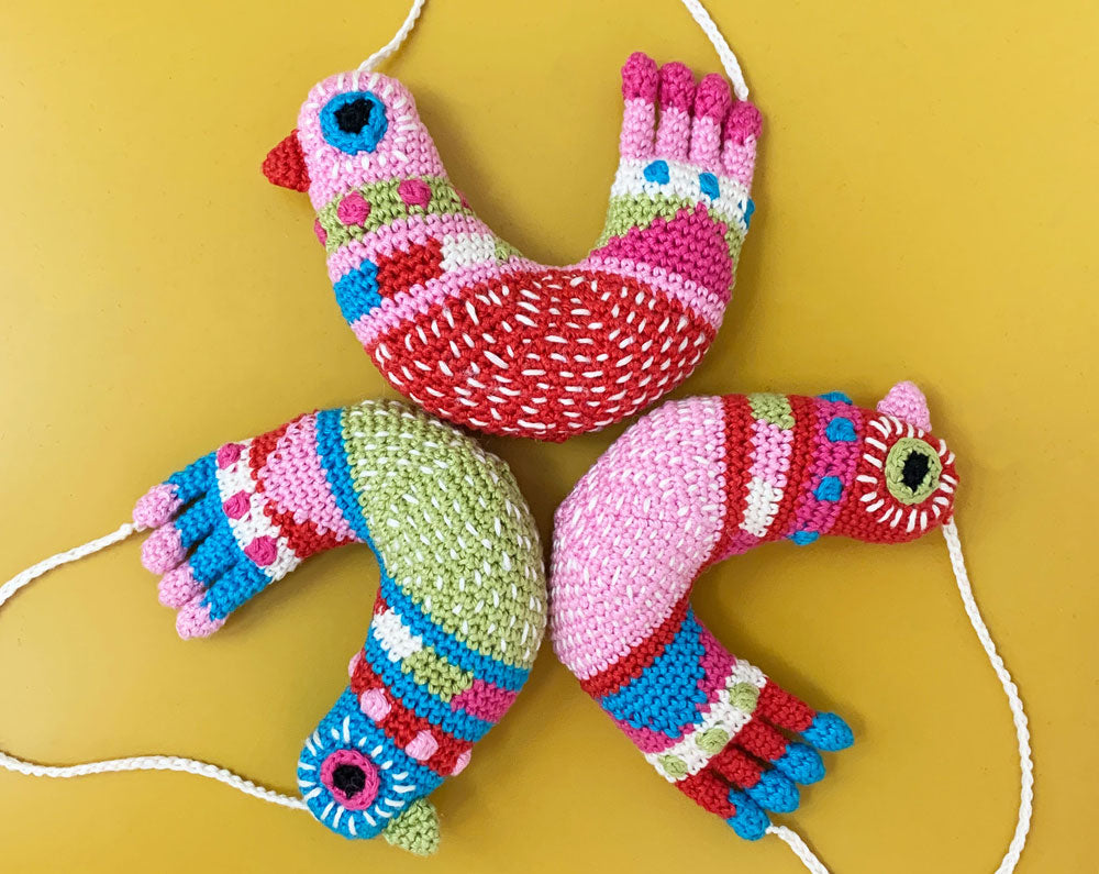 Speckled bird printed crochet pattern