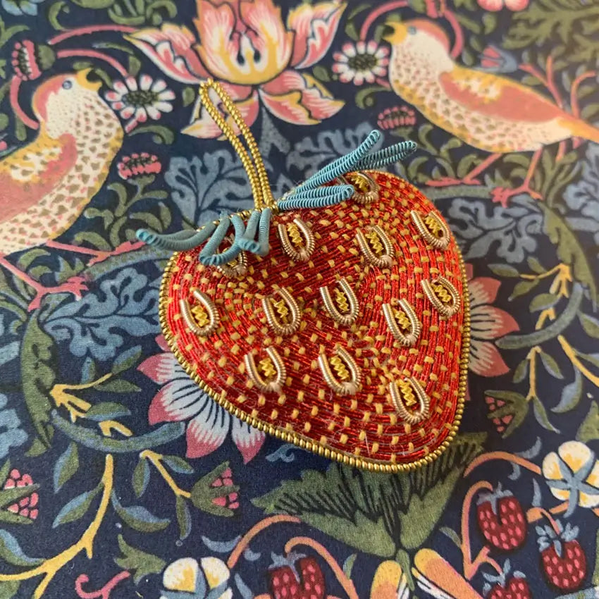 Metal Thread Embroidery, Strawberry Brooch, Workshop