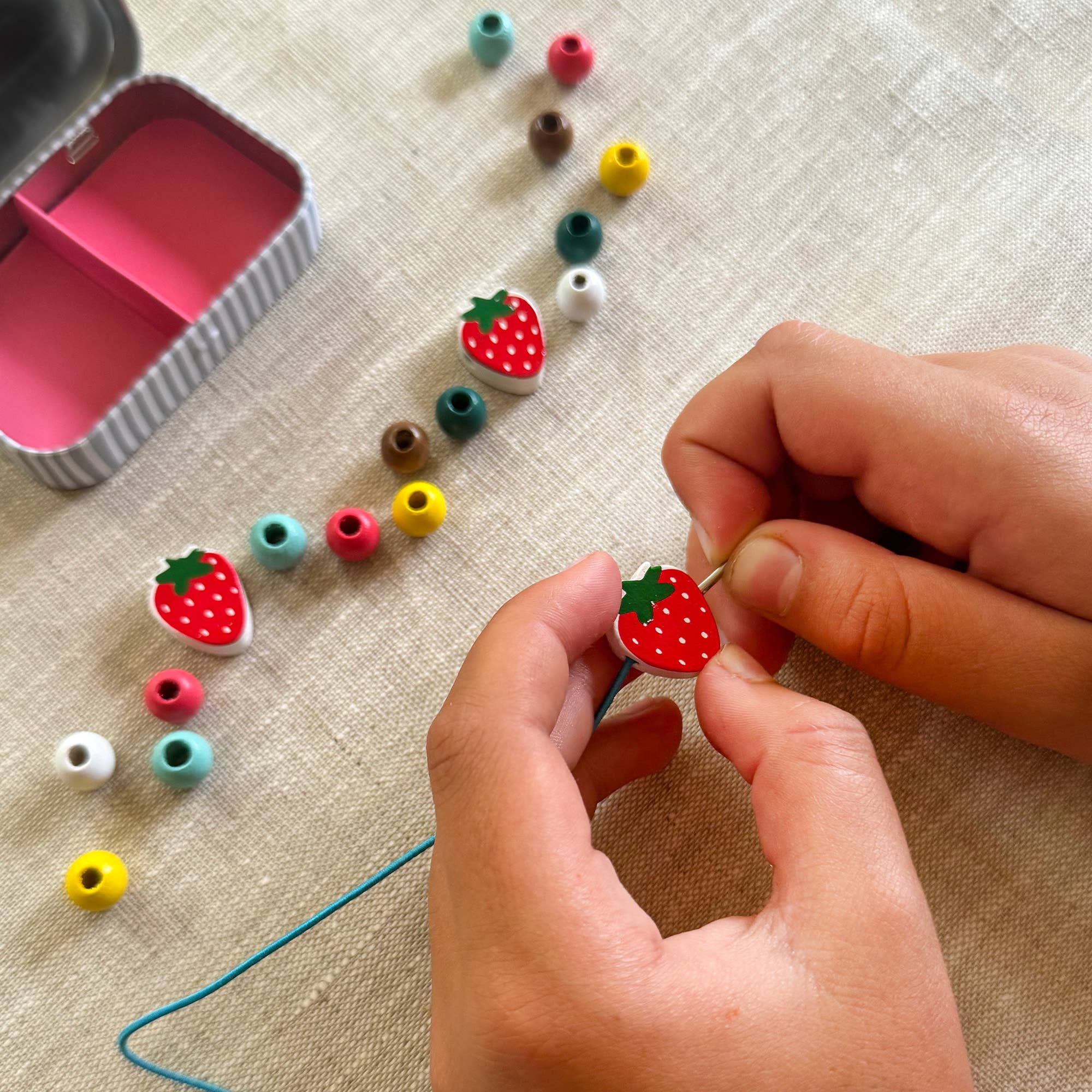 Cotton Twist - Strawberry Bracelet Gift Kit