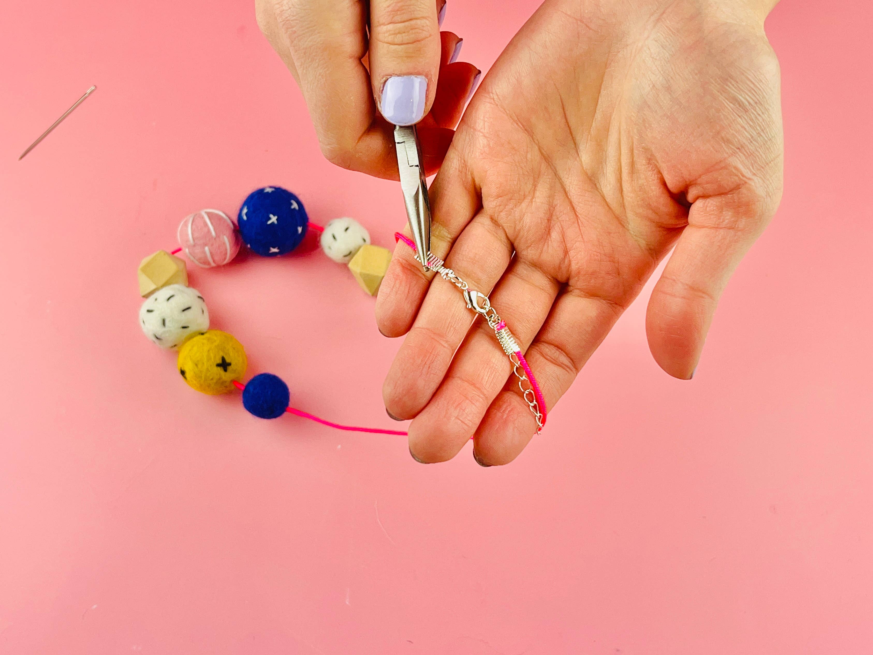 The Edinburgh Craft Club - Wet Felt Bead Necklace Kit
